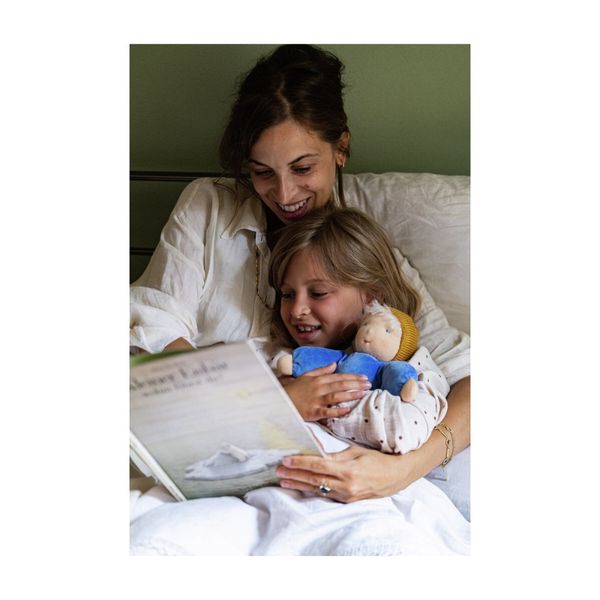 K&auml;the Kruse waldorfdukke Nana bl&aring; 35 cm