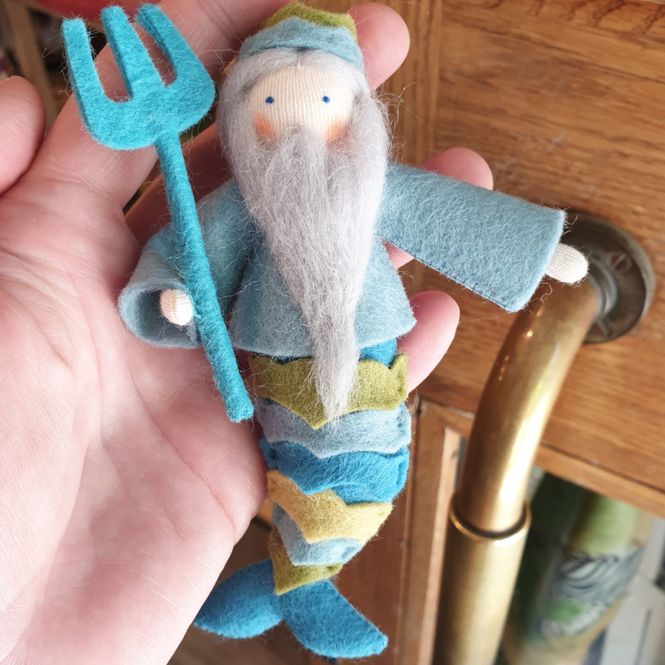Hovedbilde Ambrosius figur til pynt Kong Neptun hvit hud ...